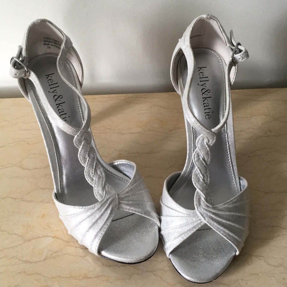 Open toed heels